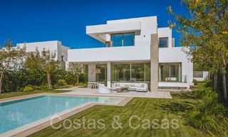 Geavanceerde nieuwbouwvilla’s te koop op de New Golden Mile tussen Marbella en Estepona 66093 