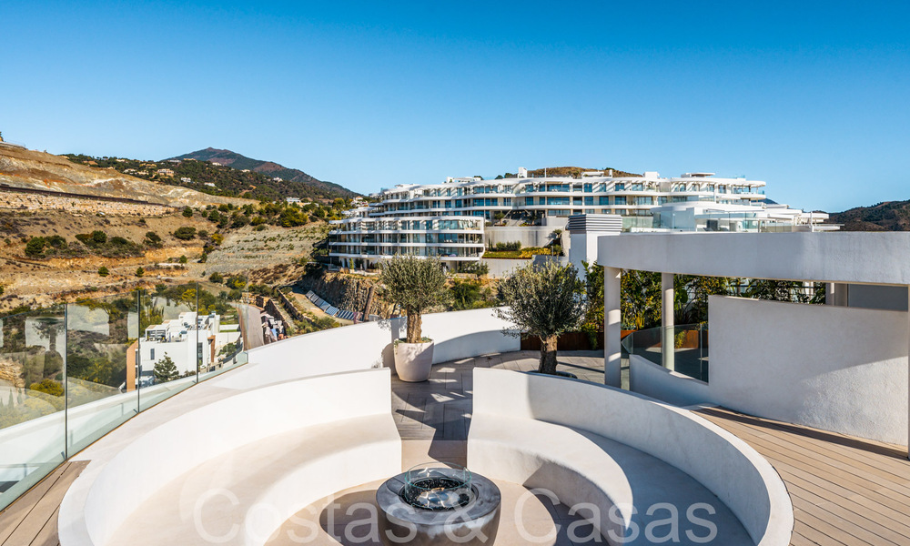 Exclusief innovatief penthouse met panoramisch uitzicht op zee, golf en bergen te koop in Benahavis - Marbella 65878