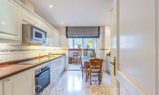 Ruim appartement te koop in een gated strandcomplex met onbelemmerd zeezicht ten oosten van Marbella centrum 66041 