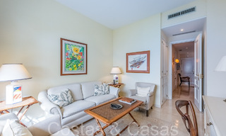 Ruim appartement te koop in een gated strandcomplex met onbelemmerd zeezicht ten oosten van Marbella centrum 66046 