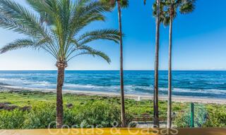 Ruim appartement te koop in een gated strandcomplex met onbelemmerd zeezicht ten oosten van Marbella centrum 66052 