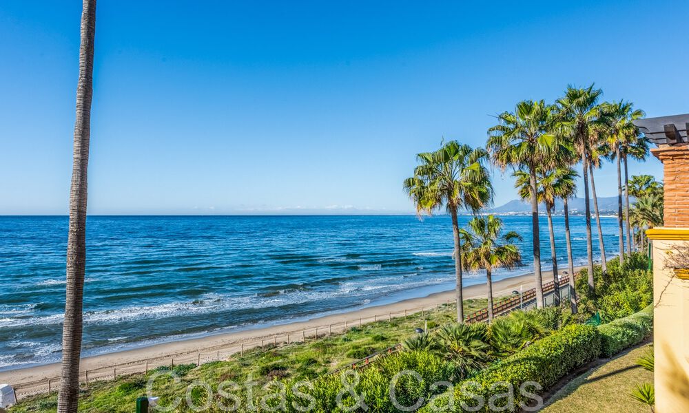 Ruim appartement te koop in een gated strandcomplex met onbelemmerd zeezicht ten oosten van Marbella centrum 66054