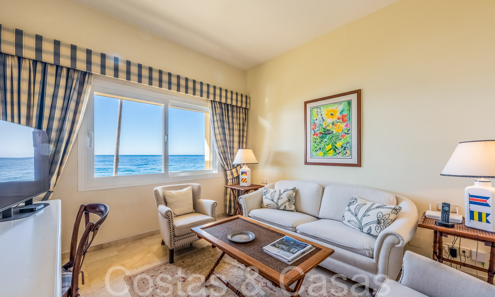 Ruim appartement te koop in een gated strandcomplex met onbelemmerd zeezicht ten oosten van Marbella centrum 66055