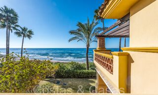 Ruim appartement te koop in een gated strandcomplex met onbelemmerd zeezicht ten oosten van Marbella centrum 66057 
