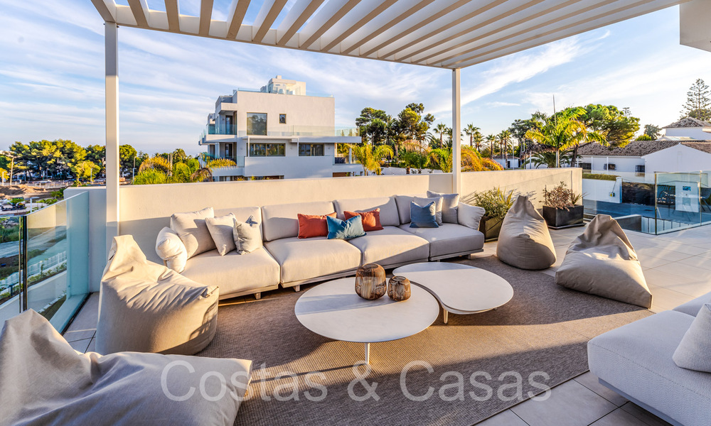 Ultra luxueus penthouse met eigen zwembad te koop in het centrum van Marbella’s Golden Mile 66178