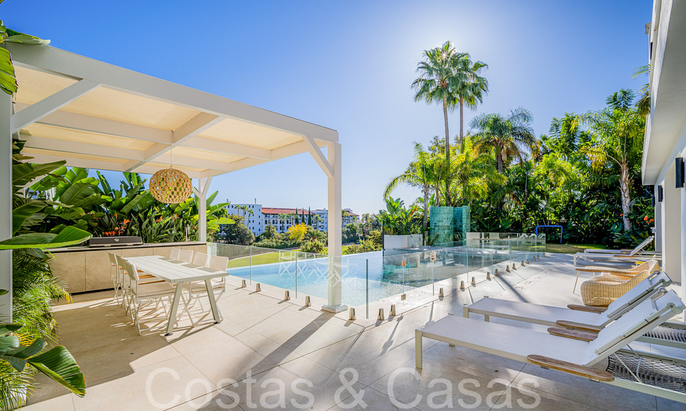 Ruime, hoogstaande luxevilla te koop op een steenworp van de golfbaan in Marbella - Benahavis 66184