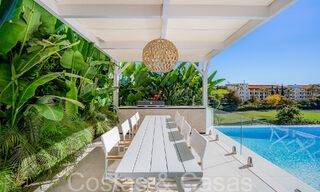 Ruime, hoogstaande luxevilla te koop op een steenworp van de golfbaan in Marbella - Benahavis 66188 