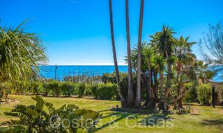 Andalusische villa direct aan het strand te koop, op de New Golden Mile tussen Marbella en Estepona 66249 