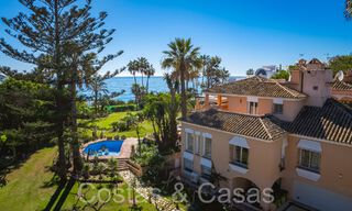 Andalusische villa direct aan het strand te koop, op de New Golden Mile tussen Marbella en Estepona 66288 