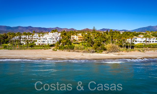 Andalusische villa direct aan het strand te koop, op de New Golden Mile tussen Marbella en Estepona 66294 
