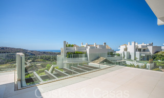 Instapklaar, gloednieuw penthouse met 3 slaapkamers te koop met zeezicht in een gated resort in Benahavis - Marbella 66214 