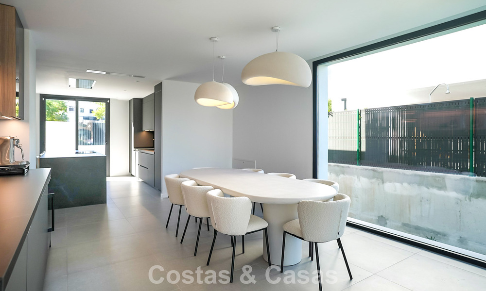 Instapklare, moderne luxevilla te koop grenzend aan de golfbaan op de New Golden Mile, Marbella - Estepona 66398