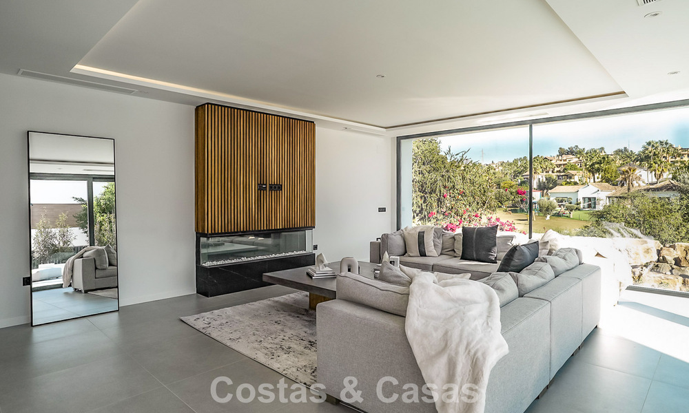 Instapklare, moderne luxevilla te koop grenzend aan de golfbaan op de New Golden Mile, Marbella - Estepona 66401