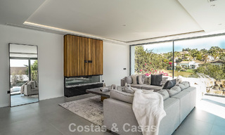 Instapklare, moderne luxevilla te koop grenzend aan de golfbaan op de New Golden Mile, Marbella - Estepona 66401 