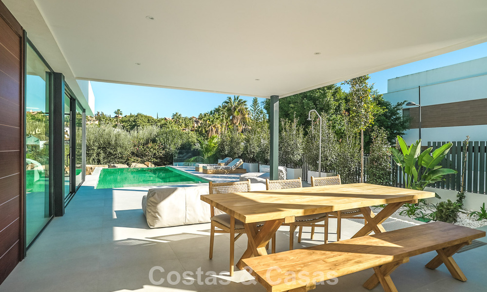 Instapklare, moderne luxevilla te koop grenzend aan de golfbaan op de New Golden Mile, Marbella - Estepona 66405