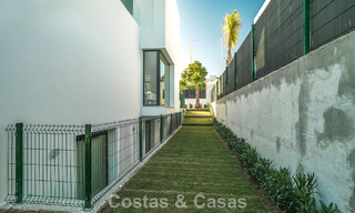 Instapklare, moderne luxevilla te koop grenzend aan de golfbaan op de New Golden Mile, Marbella - Estepona 66411 