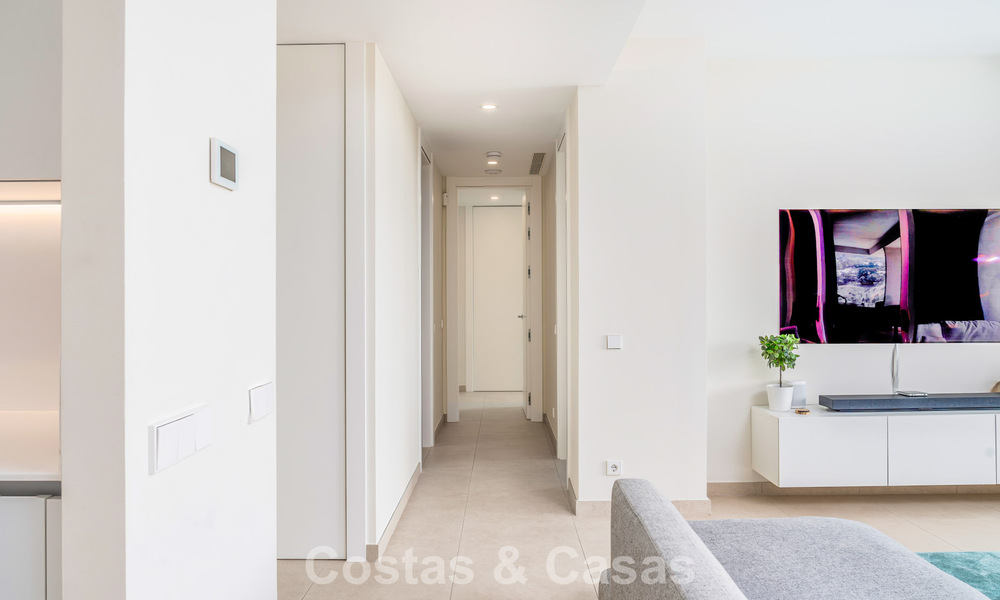 Instapklaar, luxe appartement te koop in een prestigieus golfresort in de heuvels van Marbella - Benahavis 66465