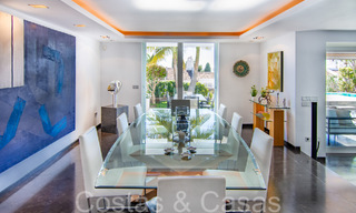 Tijdloze Andalusische luxevilla te koop in een afgesloten wijk bij Aloha Golf in Nueva Andalucia, Marbella 66557 