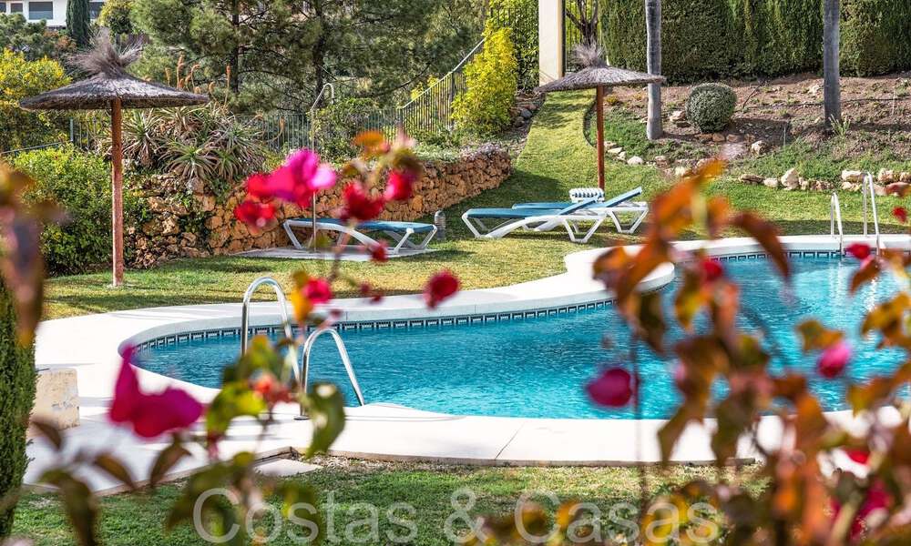 Instapklaar, eigentijds duplex penthouse te koop in een gated community in La Quinta te Benahavis, Marbella 66843