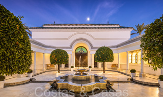 Paleiselijke villa met Moors-Andalusische bouwstijl te koop, omringd door golfbanen in Nueva Andalucia’s golfvallei, Marbella 67088 