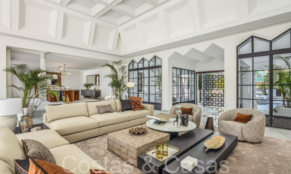 Paleiselijke villa met Moors-Andalusische bouwstijl te koop, omringd door golfbanen in Nueva Andalucia’s golfvallei, Marbella 67106