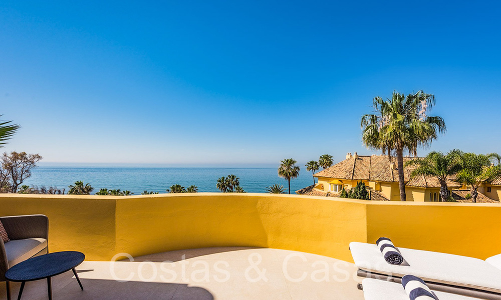 Elegant gerenoveerd luxe penthouse te koop aan zee met oogverblindend zeezicht ten oosten van Marbella centrum 67121