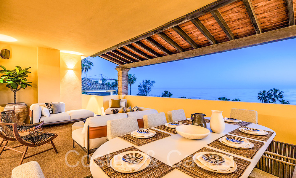 Elegant gerenoveerd luxe penthouse te koop aan zee met oogverblindend zeezicht ten oosten van Marbella centrum 67136