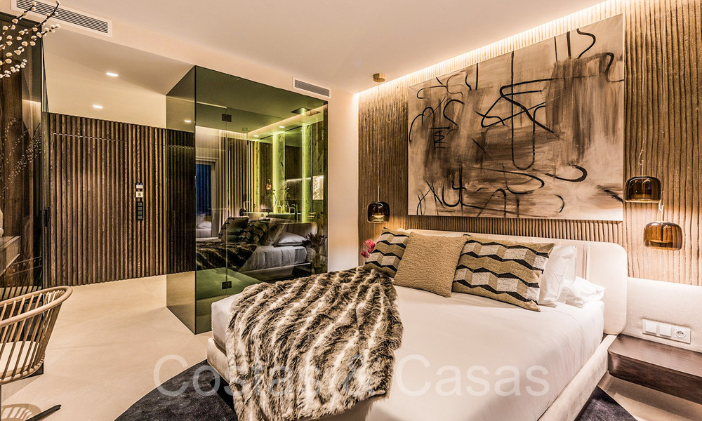 Elegant gerenoveerd luxe penthouse te koop aan zee met oogverblindend zeezicht ten oosten van Marbella centrum 67139