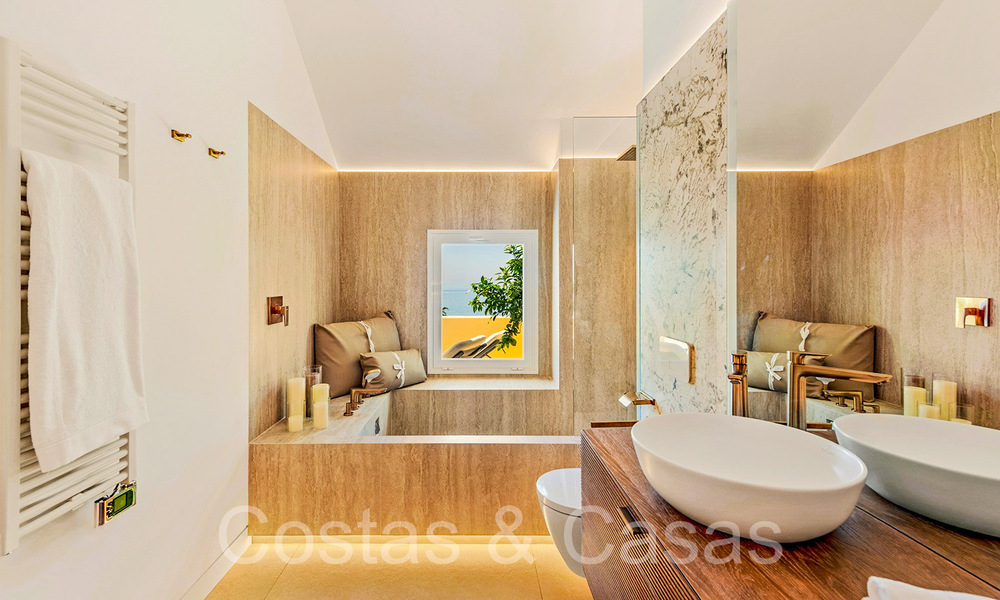 Elegant gerenoveerd luxe penthouse te koop aan zee met oogverblindend zeezicht ten oosten van Marbella centrum 67167