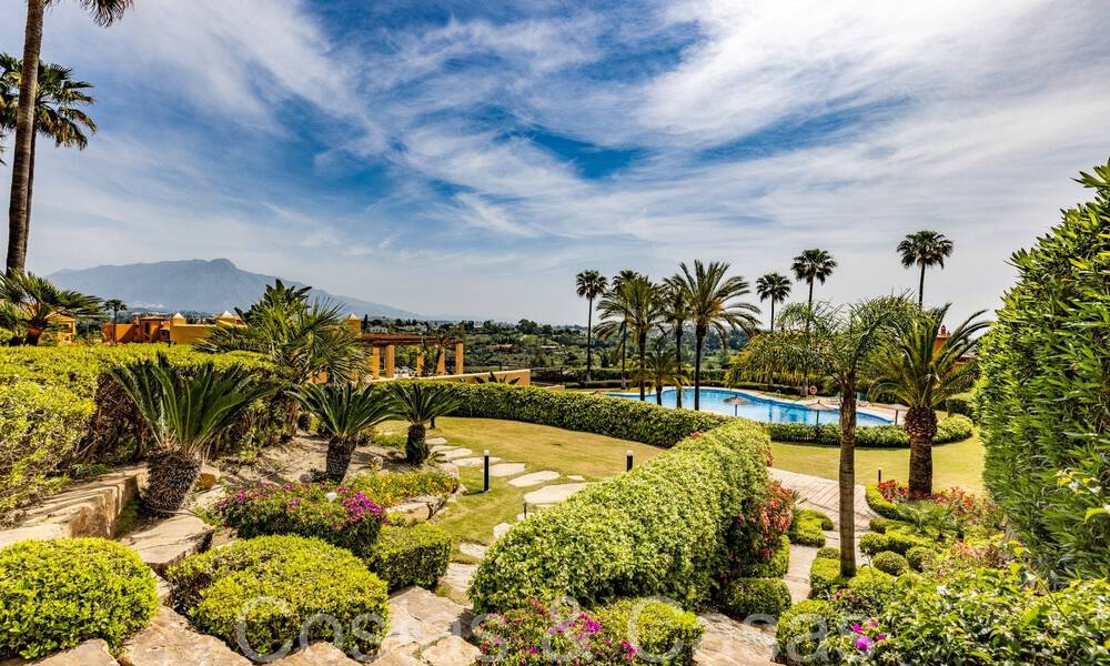 Instapklaar, luxe appartement volledig gerenoveerd met panoramisch uitzicht op de Middellandse Zee te koop in Marbella - Benahavis 67230