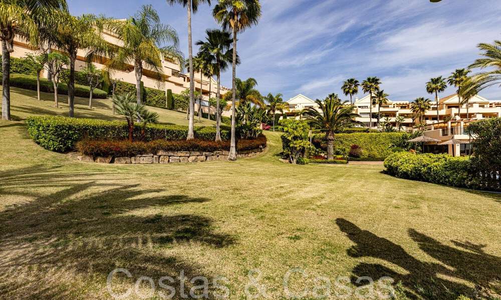 Instapklaar, luxe appartement volledig gerenoveerd met panoramisch uitzicht op de Middellandse Zee te koop in Marbella - Benahavis 67232