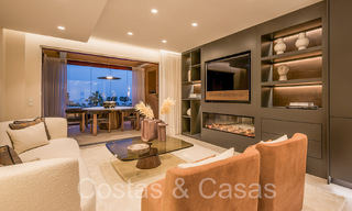 Hoogwaardig gerenoveerd luxe appartement te koop in een eerstelijnsstrand complex aan zee op de New Golden Mile, Marbella - Estepona 67257 