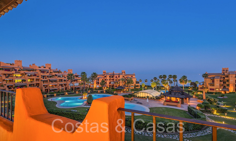 Luxueus gerenoveerd appartement te koop i/e strandcomplex aan zee, met zeezicht, o/d New Golden Mile, Marbella - Estepona 67278