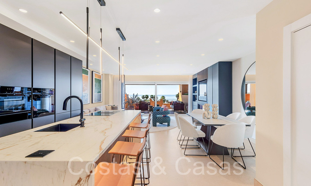 Luxueus gerenoveerd appartement te koop i/e strandcomplex aan zee, met zeezicht, o/d New Golden Mile, Marbella - Estepona 67292