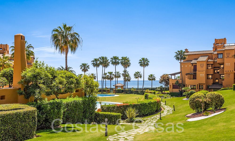 Luxueus gerenoveerd appartement te koop i/e strandcomplex aan zee, met zeezicht, o/d New Golden Mile, Marbella - Estepona 67305