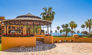 Luxueus gerenoveerd appartement te koop i/e strandcomplex aan zee, met zeezicht, o/d New Golden Mile, Marbella - Estepona 67309 