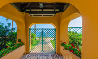 Luxueus gerenoveerd appartement te koop i/e strandcomplex aan zee, met zeezicht, o/d New Golden Mile, Marbella - Estepona 67331 