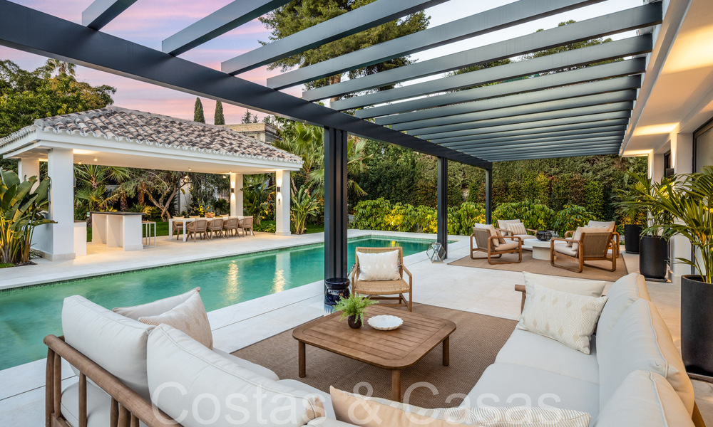 Geavanceerde, Mediterrane gelijkvloerse villa te koop op een steenworp van de Las Brisas golfbaan in Nueva Andalucia, Marbella 67475