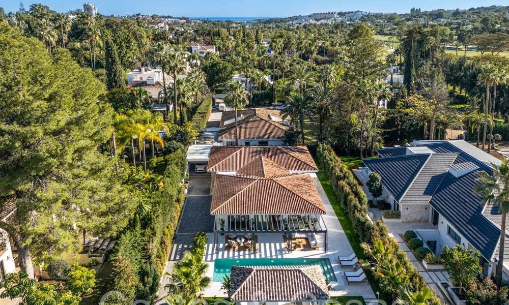 Geavanceerde, Mediterrane gelijkvloerse villa te koop op een steenworp van de Las Brisas golfbaan in Nueva Andalucia, Marbella 67493