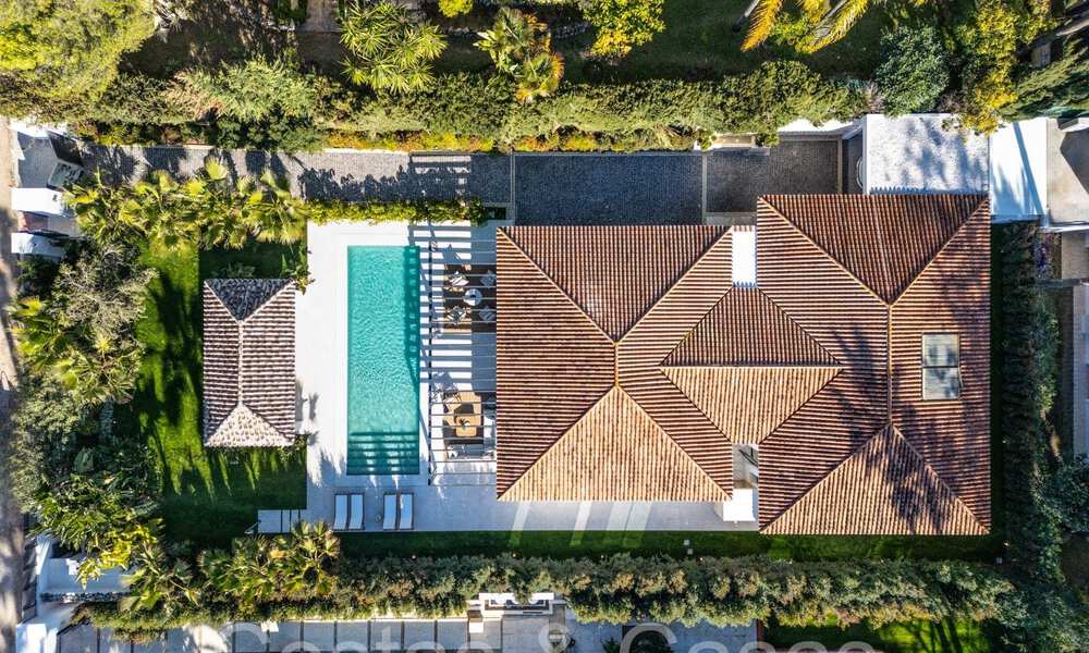Geavanceerde, Mediterrane gelijkvloerse villa te koop op een steenworp van de Las Brisas golfbaan in Nueva Andalucia, Marbella 67494