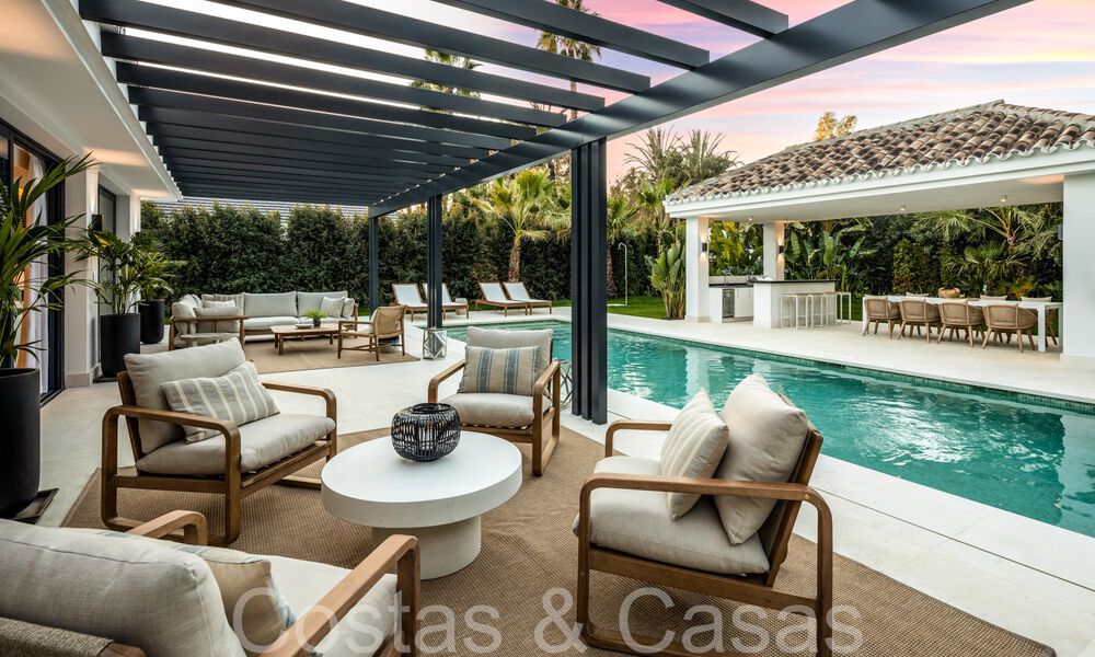 Geavanceerde, Mediterrane gelijkvloerse villa te koop op een steenworp van de Las Brisas golfbaan in Nueva Andalucia, Marbella 67497