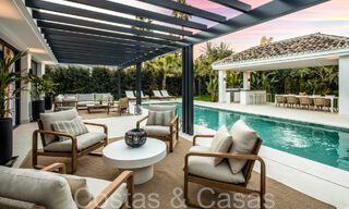 Geavanceerde, Mediterrane gelijkvloerse villa te koop op een steenworp van de Las Brisas golfbaan in Nueva Andalucia, Marbella 67497 
