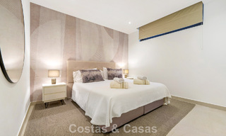 Modernistische luxevilla te koop in een exclusieve, afgeschermde woonwijk op de Golden Mile van Marbella 787628 