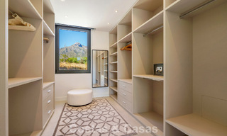 Modernistische luxevilla te koop in een exclusieve, afgeschermde woonwijk op de Golden Mile van Marbella 787643 