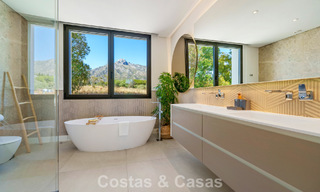 Modernistische luxevilla te koop in een exclusieve, afgeschermde woonwijk op de Golden Mile van Marbella 787646 