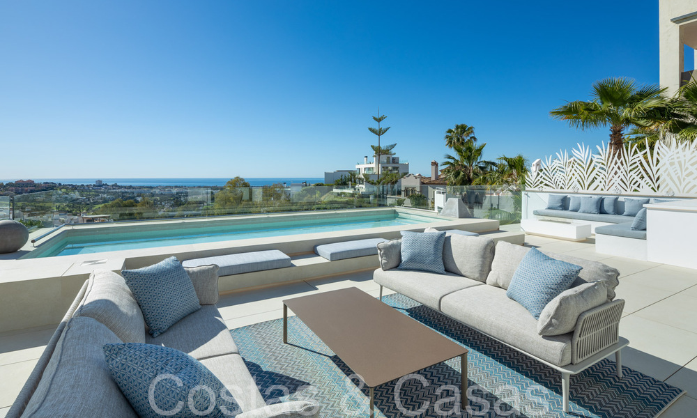 Instapklare, moderne luxevilla met onbelemmerd zeezicht te koop, gelegen in La Quinta, Marbella - Benahavis 67757