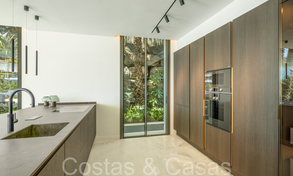 Instapklare, moderne luxevilla met onbelemmerd zeezicht te koop, gelegen in La Quinta, Marbella - Benahavis 67767