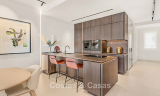 Verfijnd gerenoveerd appartement te koop in Las Dunas Park, een exclusief strandresort tussen Marbella en Estepona 774376 