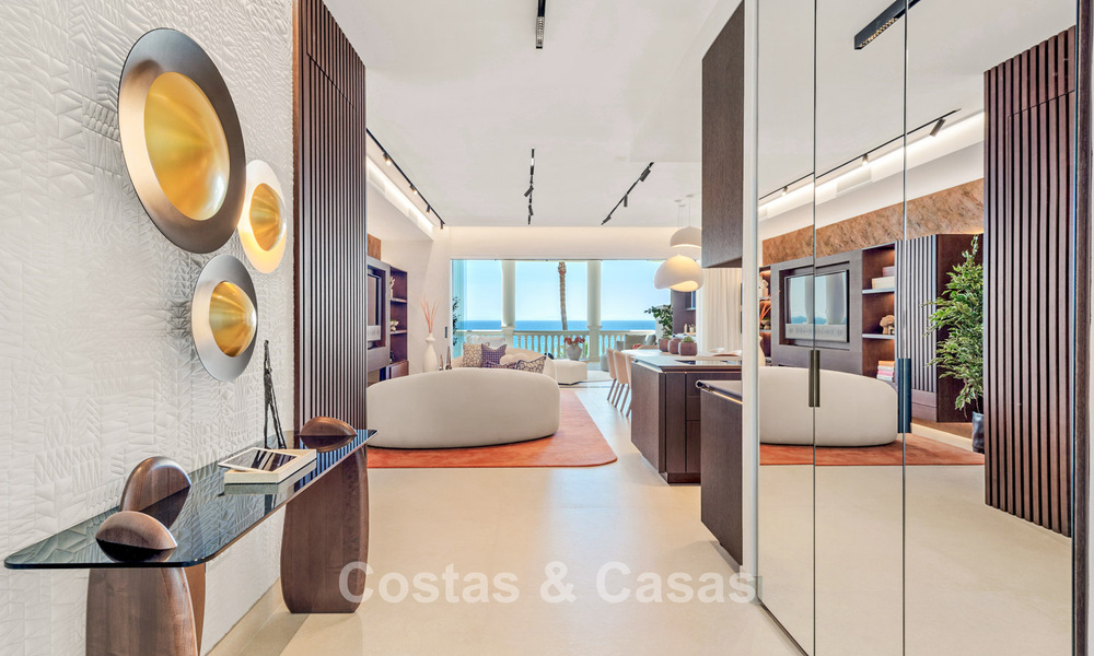 Verfijnd gerenoveerd appartement te koop in Las Dunas Park, een exclusief strandresort tussen Marbella en Estepona 774377