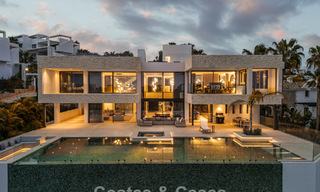 Ruime, modernistische luxevilla te koop met uitzicht op de golfbaan in Benahavis - Marbella 792493 